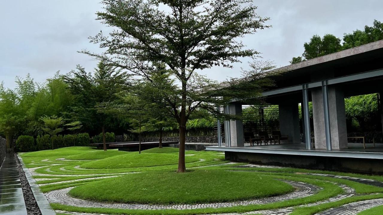 Life At Repose- Lake Villas Resort & Club Chor Warodra 外观 照片