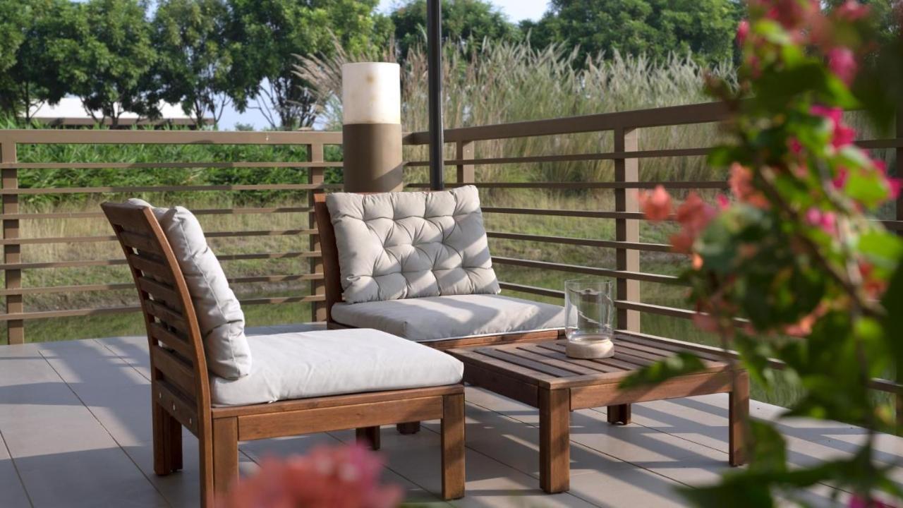 Life At Repose- Lake Villas Resort & Club Chor Warodra 外观 照片